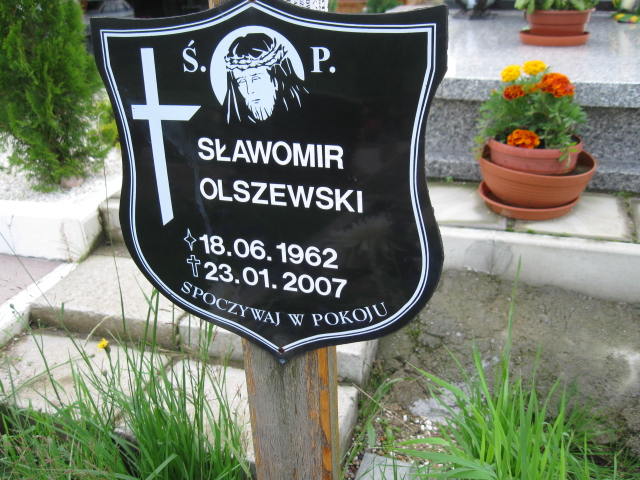 Sławomir Olszewski 1962 Głuszyca - Grobonet - Wyszukiwarka osób pochowanych