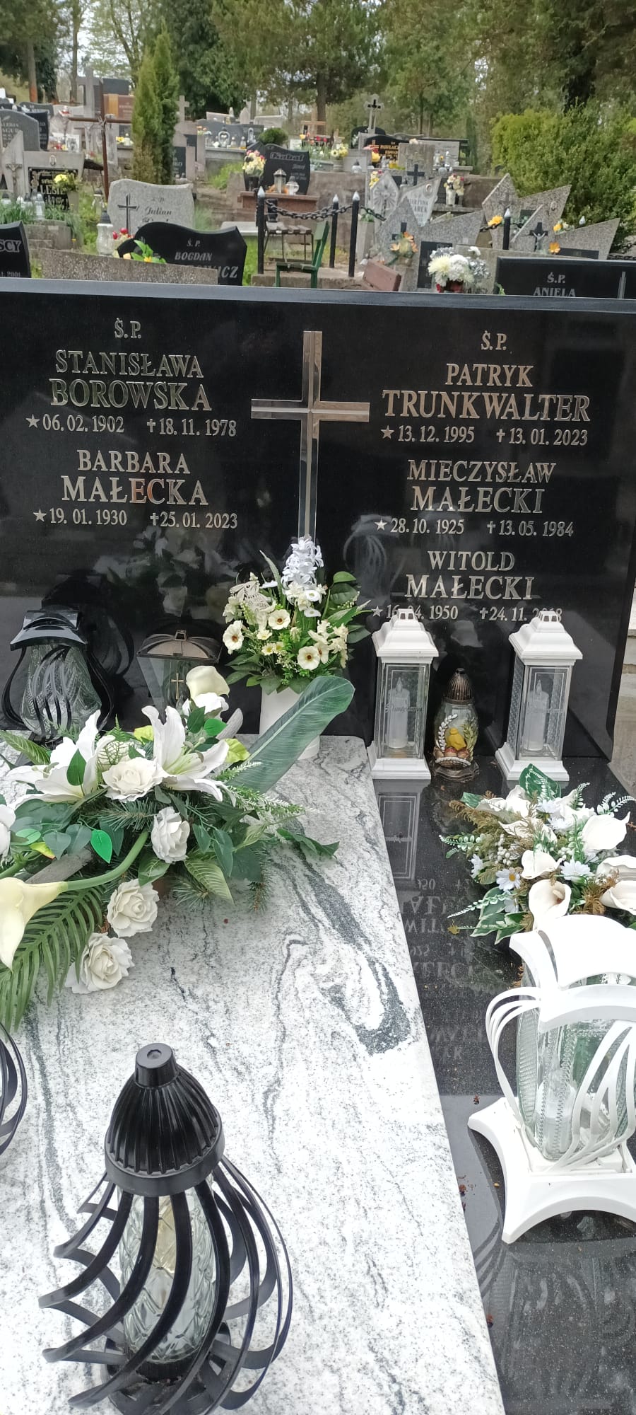 Barbara MAŁECKA 2023 Głuszyca - Grobonet - Wyszukiwarka osób pochowanych