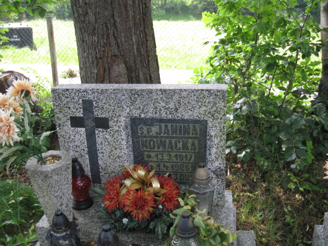 Janina Nowacka 1917 Głuszyca - Grobonet - Wyszukiwarka osób pochowanych