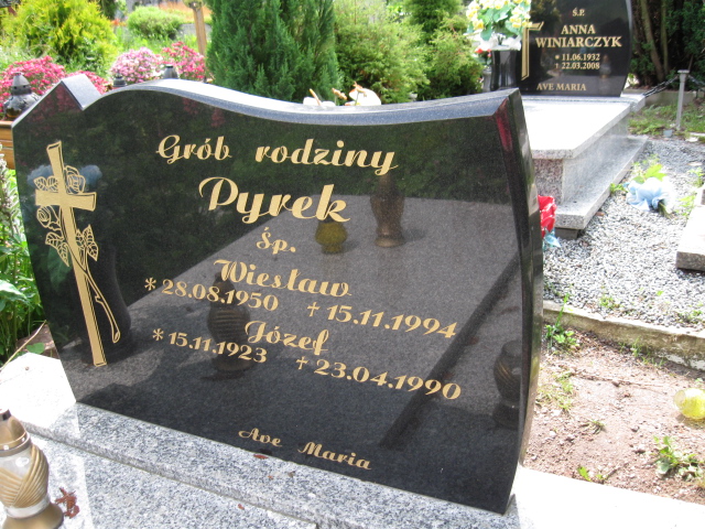 Helena Pyrek 1927 Głuszyca - Grobonet - Wyszukiwarka osób pochowanych